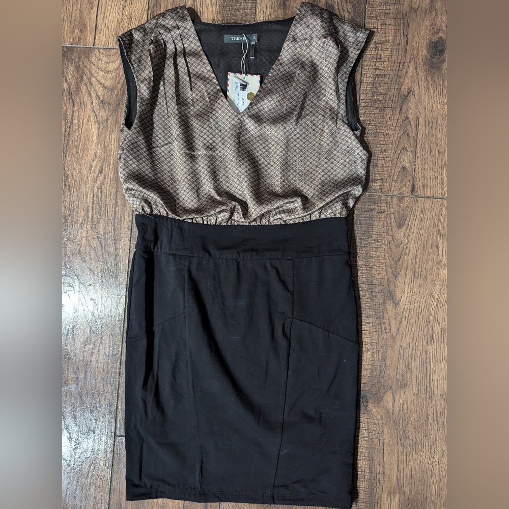 THEME Woman's Dress Patterned Satin Top &  Black Knit Skirt Small NWT Retro Prep